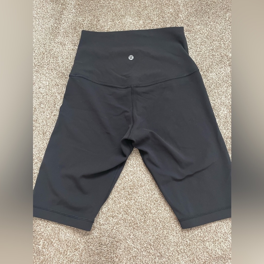 Lululemon Align Shorts 10” Size 6